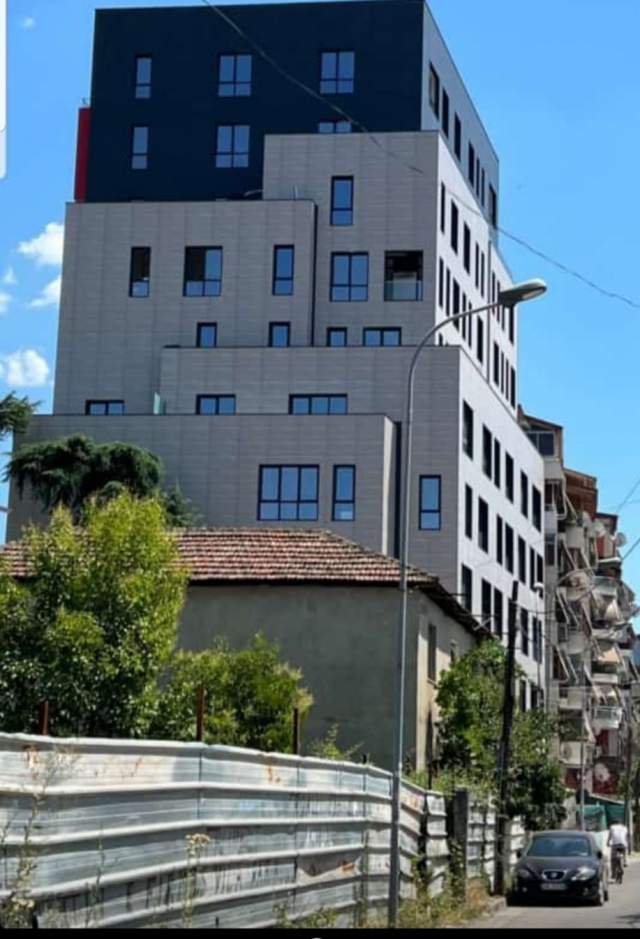 Tirane, shitet apartament 2+1+BLK Kati 4, 99 m² 147.000 Euro (Rruga Riza Cerova)
