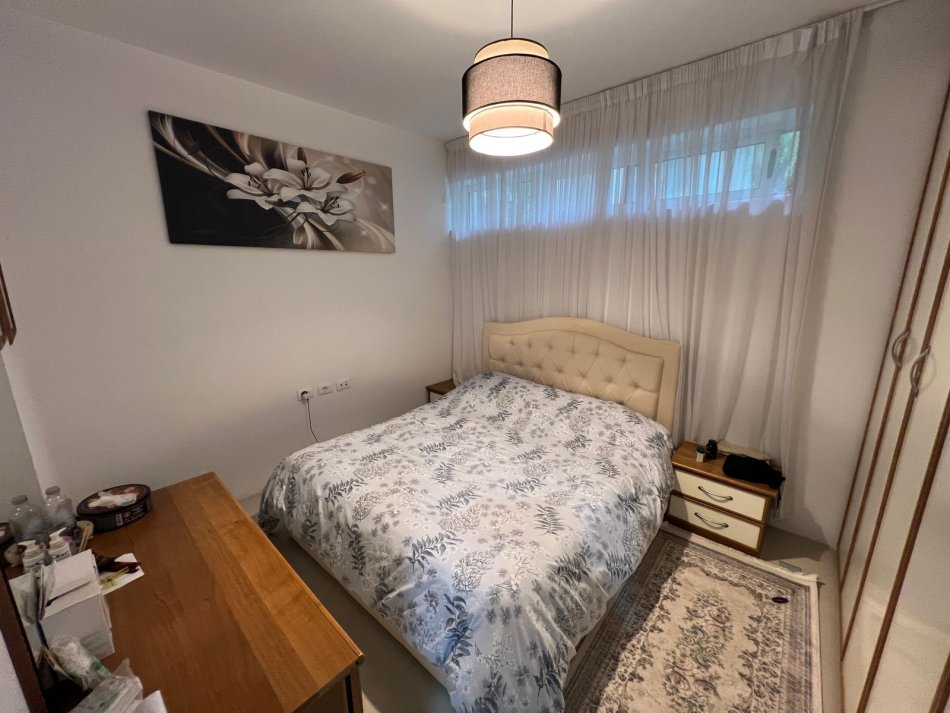 Tirane, jepet me qera apartament 2+1 , 125 m² 600 € (Gramoz Pashko)