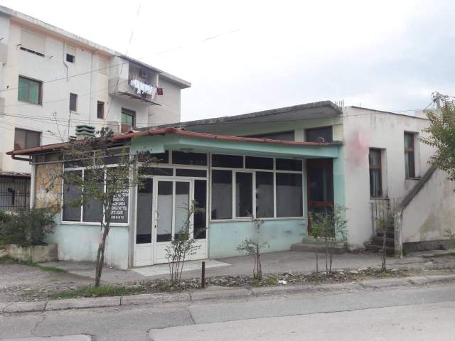 Elbasan, shitet shtepi 374 m² 180.000 Euro