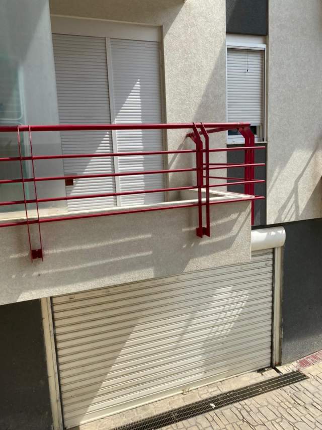 Tirane, jap me qera apartament 2+1+BLK Kati 1, 95 m² 40.000 Leke (Liqeni i Thate)