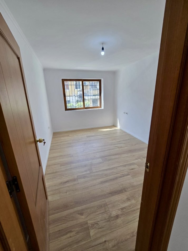 Tirane, shitet apartament 2+1+Aneks+Ballkon Kati 1, 81 m² 138.000 € (Ali Demi te Fushat)