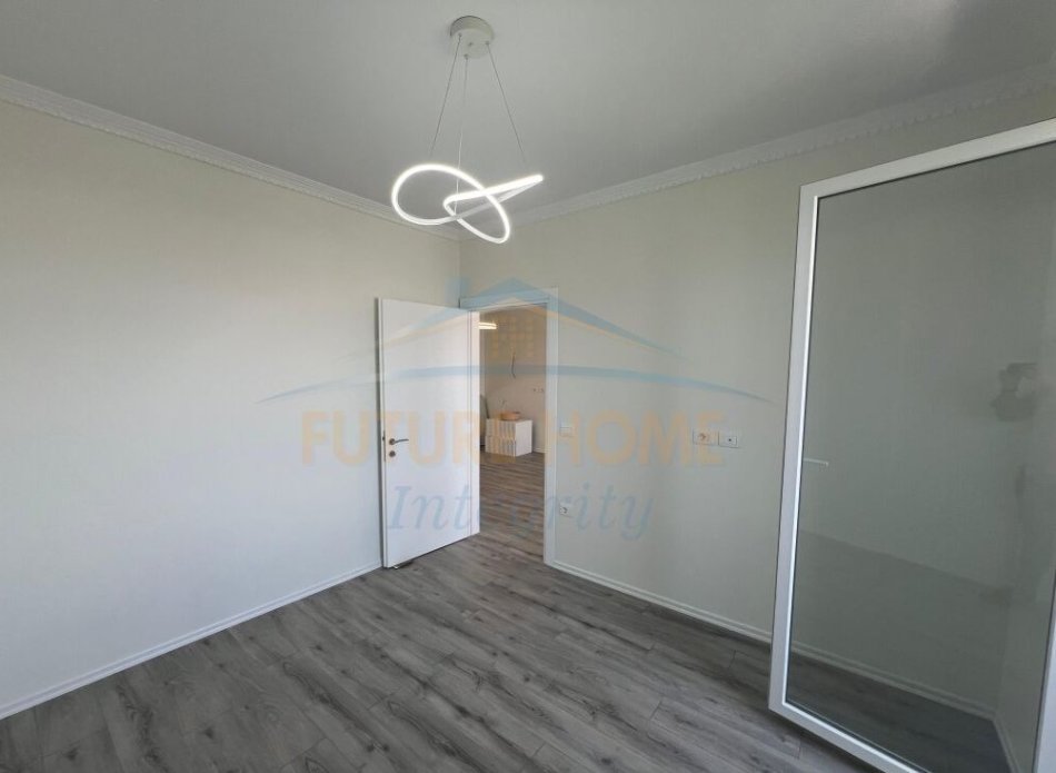 Tirane, shitet apartament 1+1+Ballkon Kati 9, 63 m² 94.500 € (Rezidenca Golden Park 3)