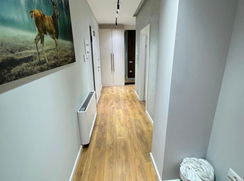 Tirane, jepet me qera apartament 2+1 Kati 2, 95 m² 1.200 € (rruga e dibres)