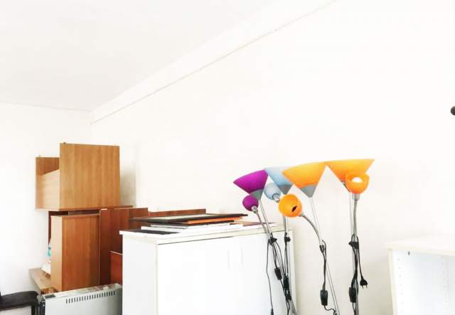 Tirane, shitet magazine 220 m² 240.000 Euro