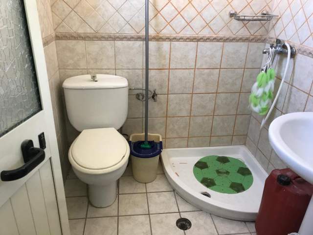 Tirane, jepet me qera apartament 2+1 Kati 5, 500 Euro (mbrapa hotel Mondialit)