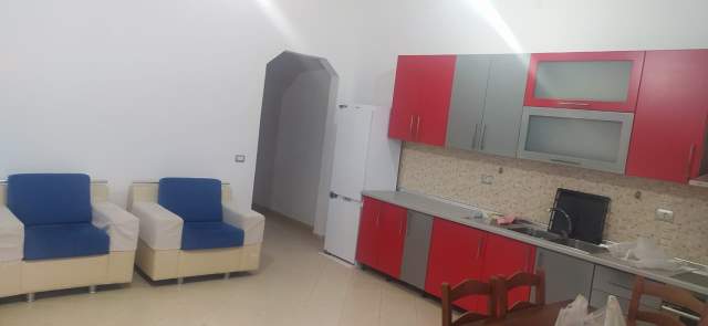 Tirane, jepet me qera Vile 2+1 Kati 1, 90 m² 30.000 Leke (rruga Arjan Xhumari)