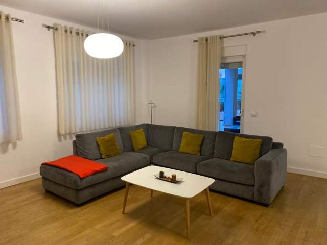Tirane, jap me qera apartament 3+1+A+BLK Kati 1, 340 m² 1.400 Euro (Residenca Touch of the sun)