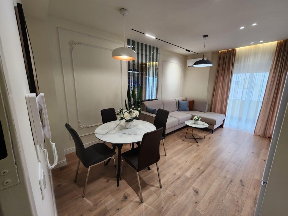 Durres, shitet apartament 1+1+Ballkon Kati 4, 63 m² 120.000 € (Plazhi Iliria)