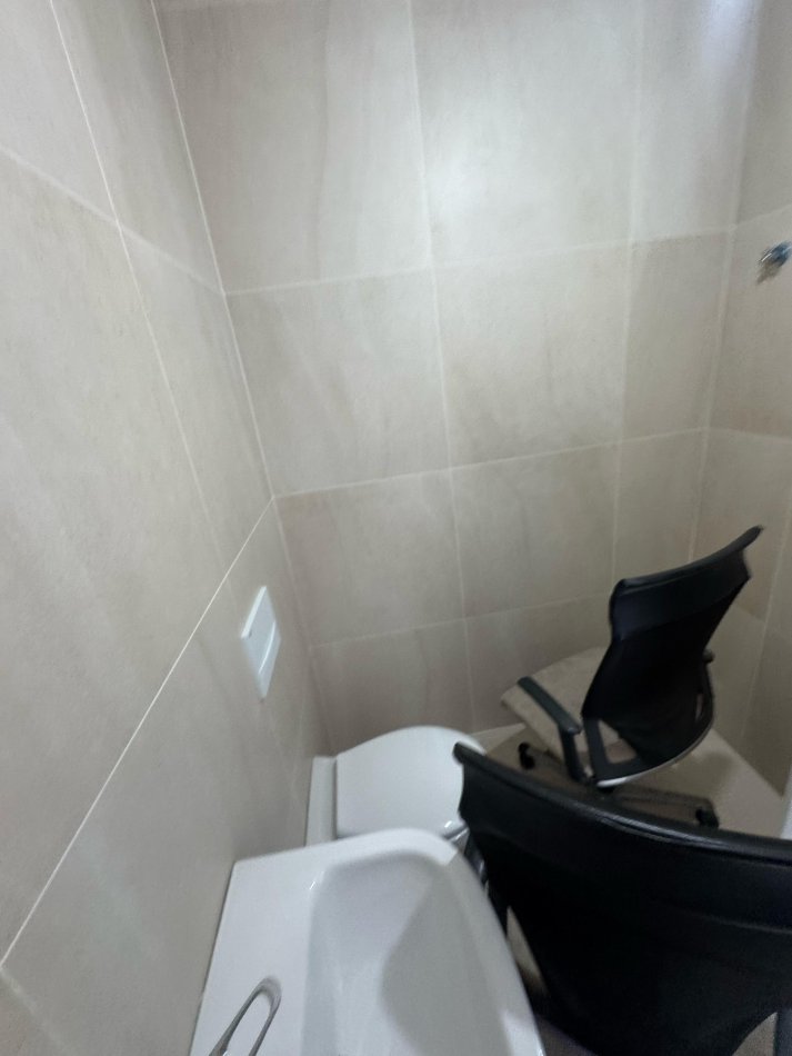 Tirane, jepet me qera dyqan Kati 0, 35 m² 350 € (komuna e parisit)