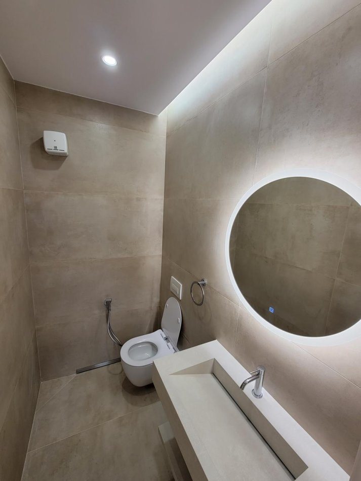 Apartament 2+1+2 me qera, Gjimnazi "Petro Nini"