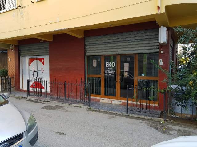 Elbasan, shitet ambjent biznesi 305 m² 280.000 Euro