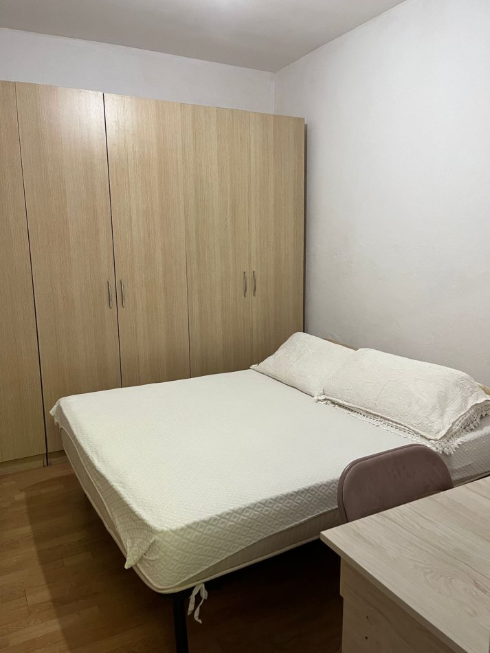 Tirane, jepet me qera apartament 1+1 Kati 2, 50 m² 400 € (QYTET STUDENTI)