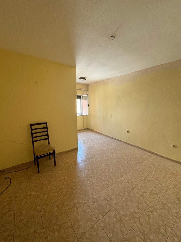 Tirane, shitet apartament 2+1+Ballkon Kati 3, 86 m² 190.000 € (Myslym Shyri)