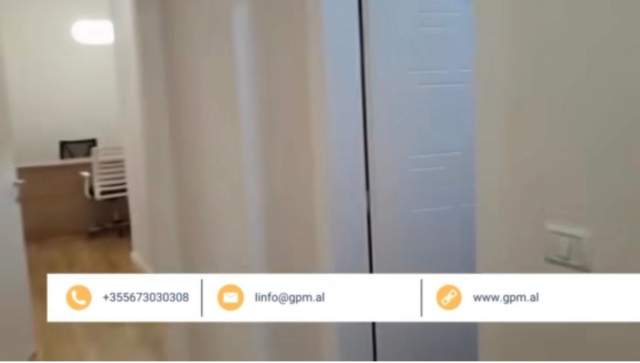 Tirane, jepet me qera zyre Kati 1, 150 m² 1.000 Euro (Harry Fultz)