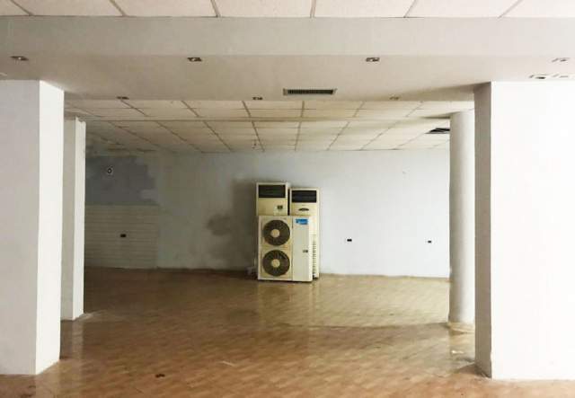 Tirane, shitet ambjent biznesi 200 m² 450.000 Euro