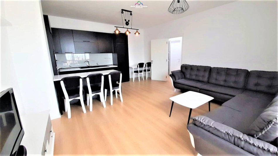 Tirane, jepet me qera apartament 1+1+Ballkon Kati 10, 70 m² 550 € (farmacia 10)
