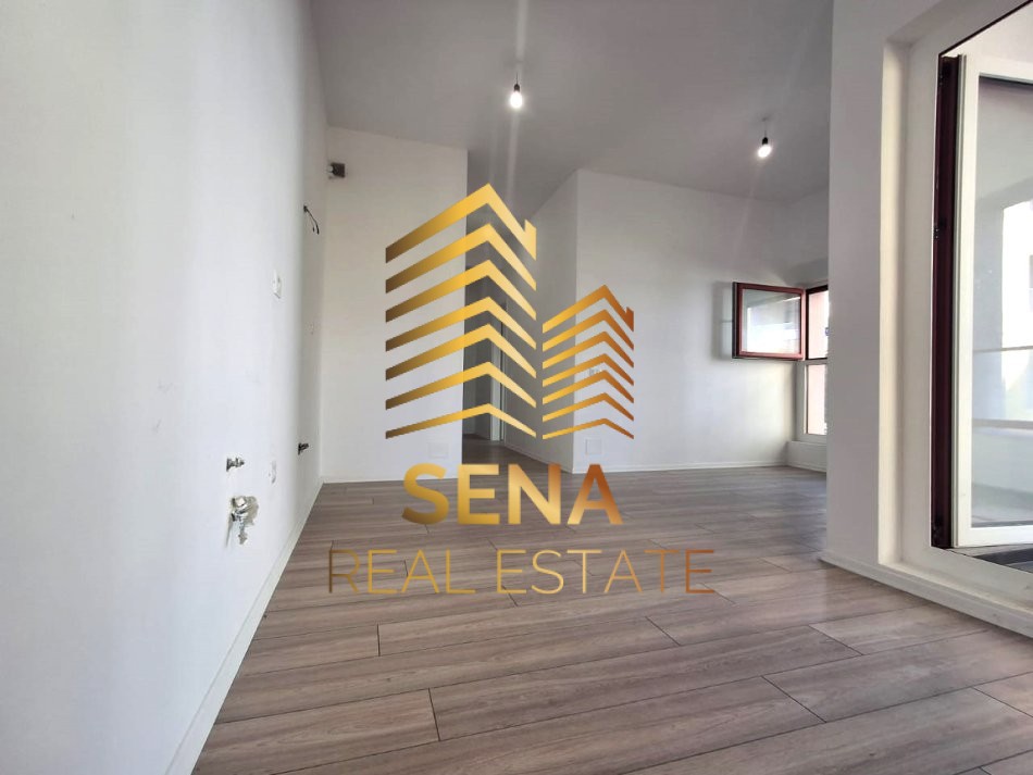 Tirane, shitet apartament 1+1+Ballkon Kati 3, 68 m² 93.000 € (Rruga Ali Demi)