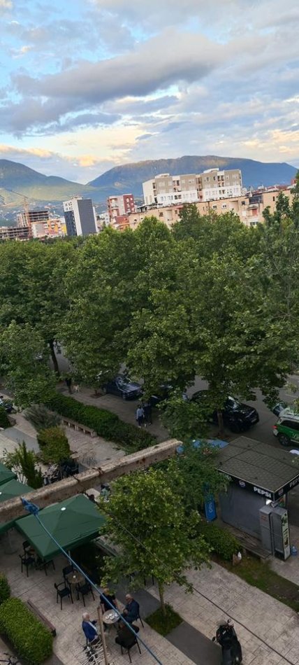Tirane, shitet apartament 2+1+Ballkon Kati 5, 75 m² 113.000 € 