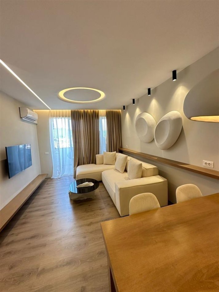 Tirane, jepet me qera apartament 1+1+Ballkon, Kati 6, 75 m² 450 € (rruga tre deshmoret Yzberisht)