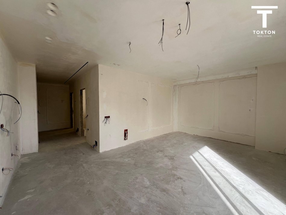 SHITET, APARTAMENT 2+1+2, ISH-FUSHA E AVIACIONIT, TIRANË,TT 745