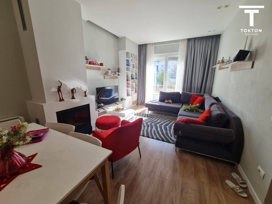Tirane, shitet apartament 3+1 Kati 1, 125 m² 400.000 € (TEG) TT 917