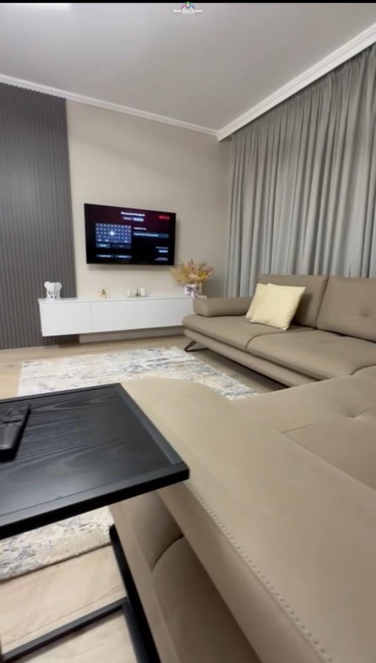 Tirane, shes apartament 2+1 Kati 2, 114 m² 215.000 € (zogu i zi)