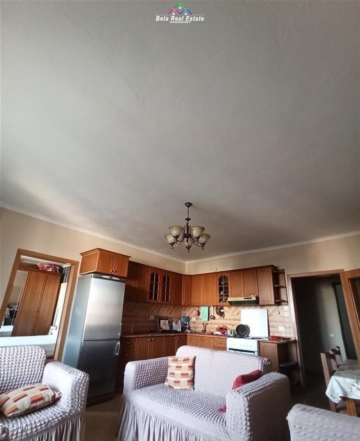 Tirane, shes apartament 2+1 Kati 8, 80 m² 100.000 € (5 maji)