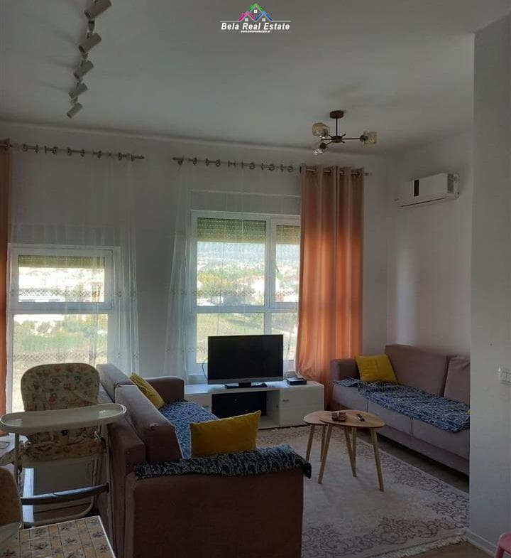 Tirane, jepet me qera apartament 2+1 Kati 5, 90 m² 500 € (Ali Demi)