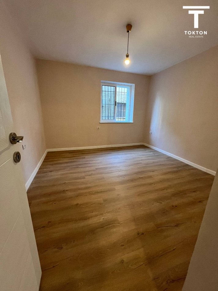 SHITET, APARTAMENT 1+1, KINOSTUDIO, TIRANË,TT 801