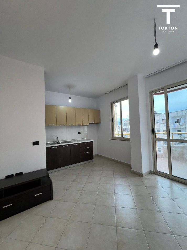 SHITET, APARTAMENT 1+1, ASTIR, TIRANË,TT 802