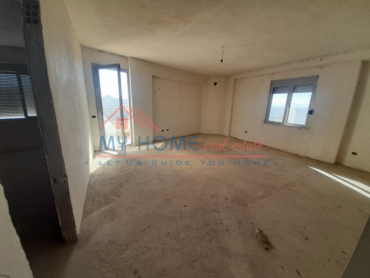 Tirane, shes apartament 2+1+BLK Kati 4, 125 m² 115.000 Euro (rruga ura)