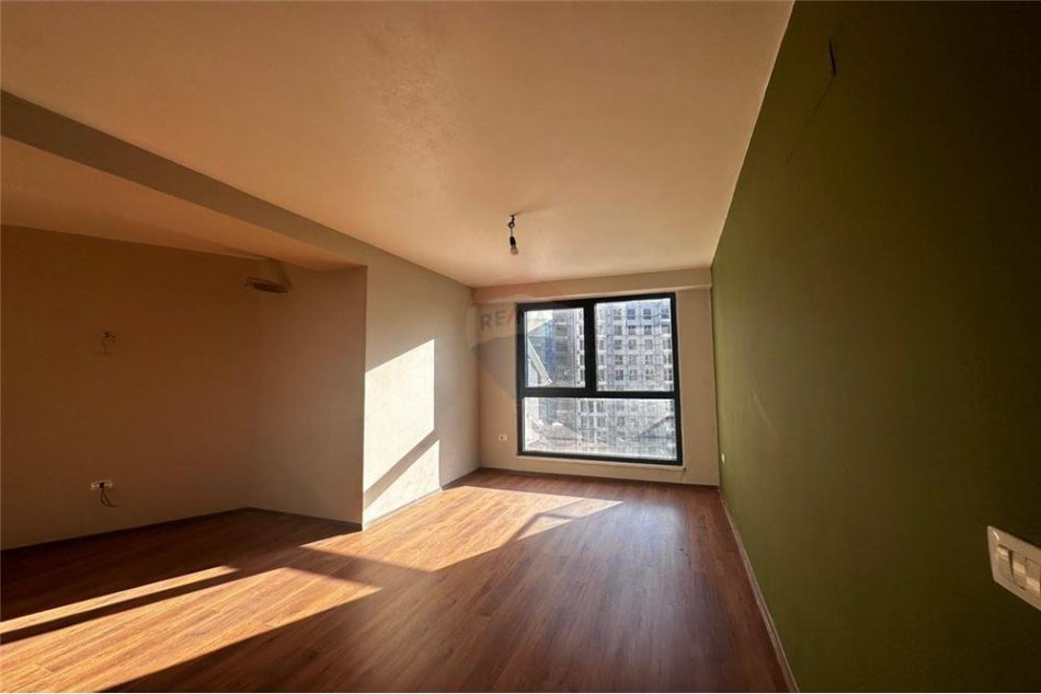 Tirane, shitet apartament 1+1 , 73 m² 122,000 € (Fusha e Aviacionit