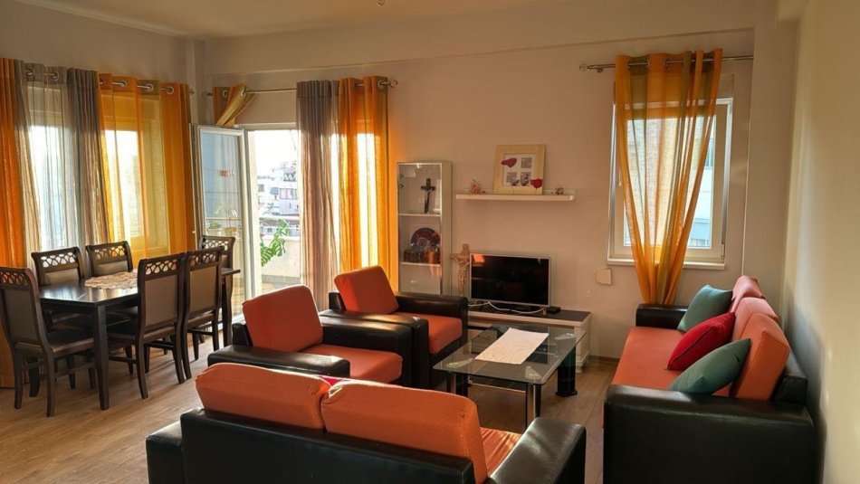 Tirane, jepet me qera apartament 2+1 Kati 5, 104 m² 500 € (fresku)
