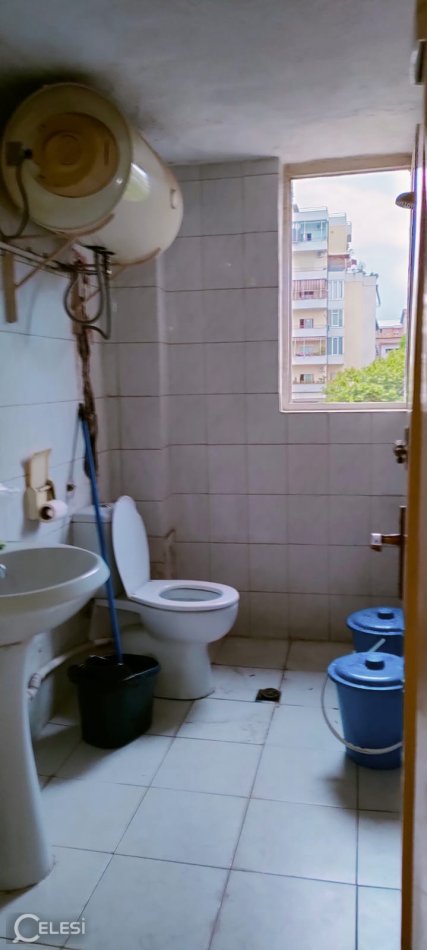 Tirane, shitet apartament 2+1+Aneks+Ballkon Kati 4, 71 m² 112.000 € (rruga asim vokshi , harry fultz)