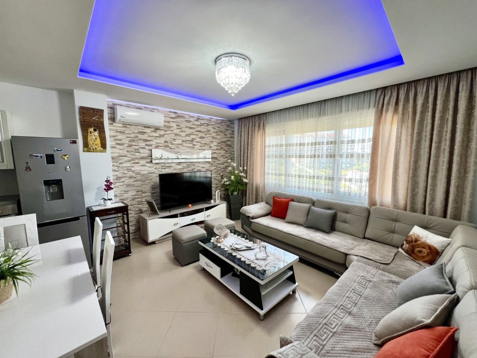 Tirane, shitet apartament 1+1+Ballkon , 72 m² 105.000 € (ÇOLLAK)