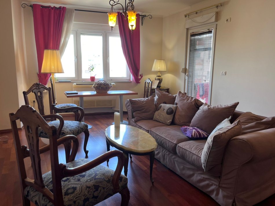 Tirane, jepet me qera apartament Kati 5, 126 m² 850 € 