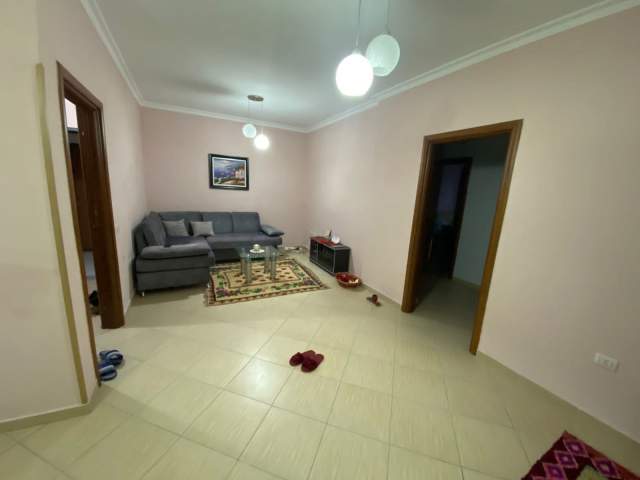 Tirane, shitet apartament 2+1 Kati 4, 85 m² 76.950 Euro (Kompleksi Fratari)
