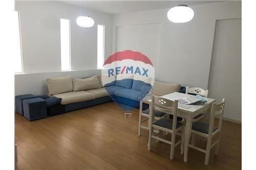 Tirane, shitet apartament 1+1 Kati 3, 86 m² 125.000 Euro (Medar shtylla)