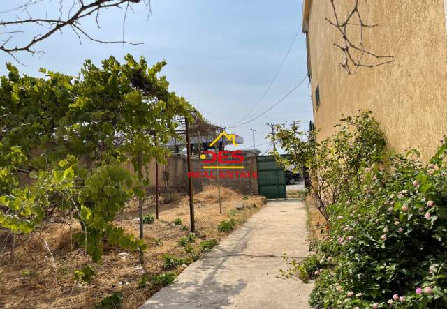 Vlore, shitet shtepi 1 Katshe Kati 0, 63 m² 55.000 Euro (Rruga Tansballkanike Vlore)
