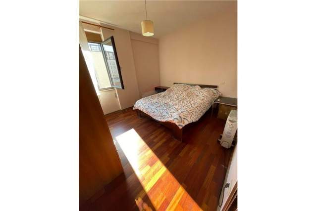 Tirane, jepet me qera apartament 1+1 66 m² 450 Euro (TIRANE E RE)