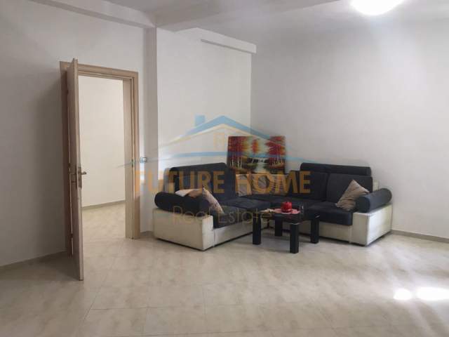 Durres, shitet apartament 1+1 Kati 3, 90 m² 55.000 Euro (PLAZH,DURRES)