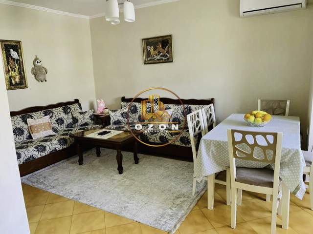 Tirane, jepet me qera apartament 1+1+BLK Kati 5, 56 m² 320 Euro (Xhemfize Keko)