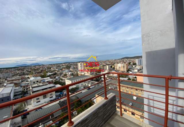 Vlore, shitet apartament 1+1+BLK Kati 9, 84 m² 48.000 Euro (Rruga Lef Sallata)