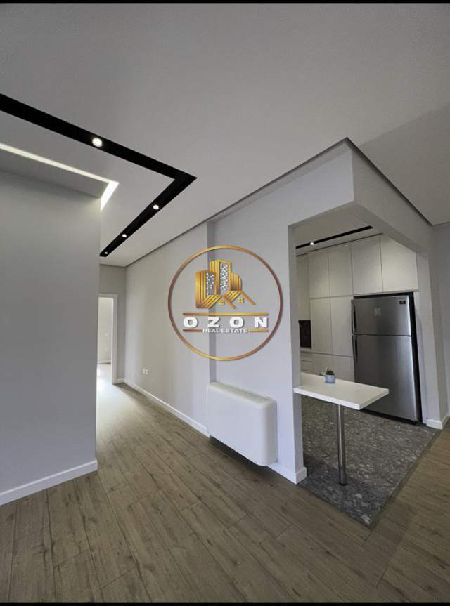 Tirane, jepet me qera apartament 3+1 Kati 5, 190 m² 1.800 Euro (Rruga e Kosovareve)