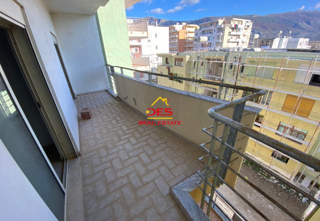 Orikum, shitet apartament 1+1+BLK Kati 3, 73 m² 50.000 Euro (Orikum)