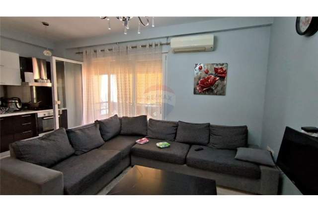 Tirane, shitet apartament 1+1 Kati 7, 56 m² 76.500 Euro (Don Bosko)