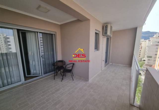 Vlore, jepet me qera apartament 2+1+BLK Kati 8, 127 m² 500 Euro (Rruga Çamëria, Vlorë)