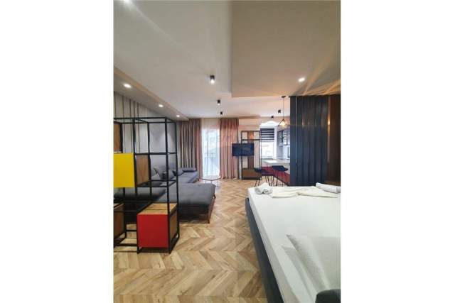 Tirane, jepet me qera apartament 50 m² 900 Euro (liceu artistik)