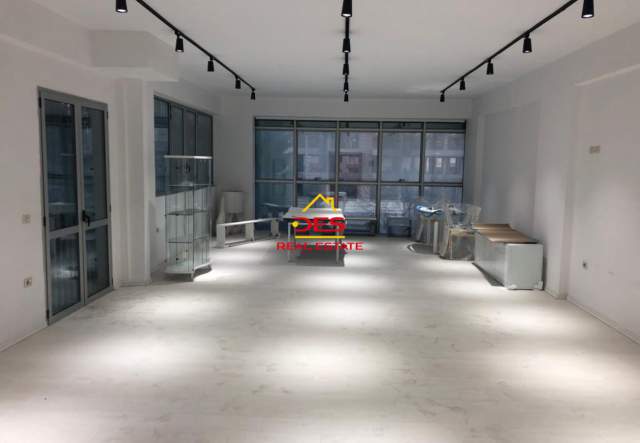 Vlore, shitet ambjent biznesi Kati 2, 162 m² 150.000 Euro (Transballkanike)