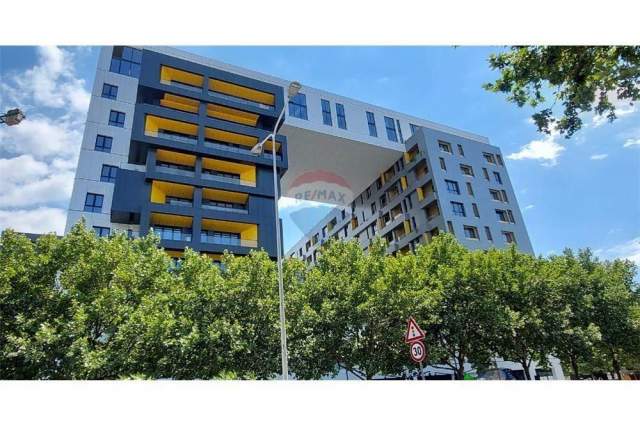 Tirane,  apartament 140 m² 252.000 Euro (rruga e kavajes)
